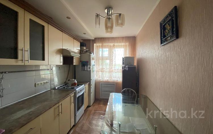 3-комнатная квартира · 64 м² · 5/9 этаж, Абая 108 за 17.5 млн ₸ в Уральске — фото 2