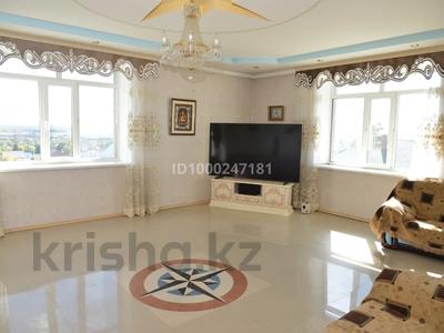 Продажа домов и дачи в Акмолинской обл.: Отдельный дом · 5 комнат · 432 м² · 32 сот., Балуан Шолака 50 за 125 млн 〒 Отдельный дом · 5 комнат · 432 м² · 32 сот., Балуан Шолака 50 за 125 млн 〒 в Щучинске