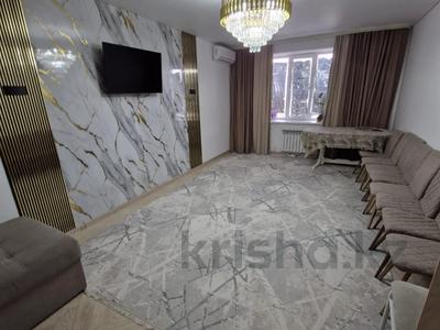 2-комнатная квартира · 68 м² · 9/10 этаж, Самал 70/3 — 10 мкрн за 25 млн 〒 в Уральске