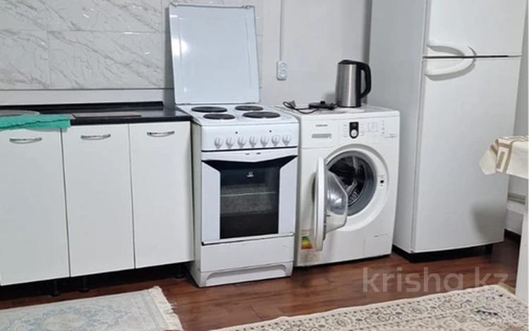 1-бөлмелі пәтер · 20 м² · 1/5 қабат, мкр Кокжиек 7, бағасы: 2 000 〒 в Алматы, Жетысуский р-н — фото 10