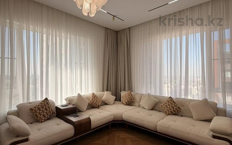 3-комнатная квартира · 95 м² · 19/19 этаж, Аль-Фараби 103 и 105 — Ходжанова за 170 млн ₸ в Алматы, Бостандыкский р-н — фото 2