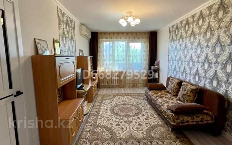 2-комнатная квартира · 45 м² · 3/5 этаж, Авангард-4 6 за 21 млн 〒 в Атырау, мкр Авангард-4 — фото 2