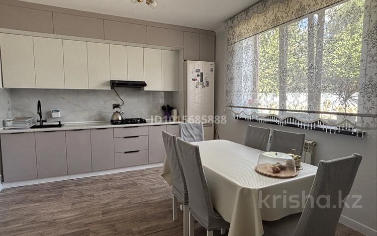 Отдельный дом · 3 комнаты · 145 м² · 6 сот., Эмбинская 150 за 30 млн ₸ в Актобе, мкр Авиатор — фото 2