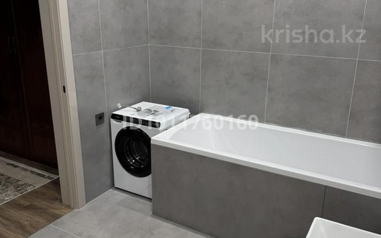 3-комнатная квартира · 109 м² · 10/12 этаж, Бухар жырау 32/1 за 63 млн ₸ в Астане, Есильский р-н — фото 3