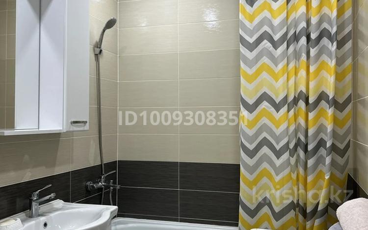 1-комнатная квартира · 42 м² · 2/9 этаж, 10 2 за 18 000 ₸ в Аксае — фото 3
