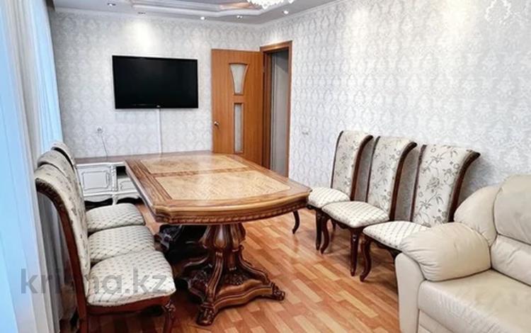 4-бөлмелі пәтер · 74.5 м² · 4/5 қабат, 1-квартал, бағасы: 20 млн ₸ в Караганде, Алихана Бокейханова р-н — фото 2