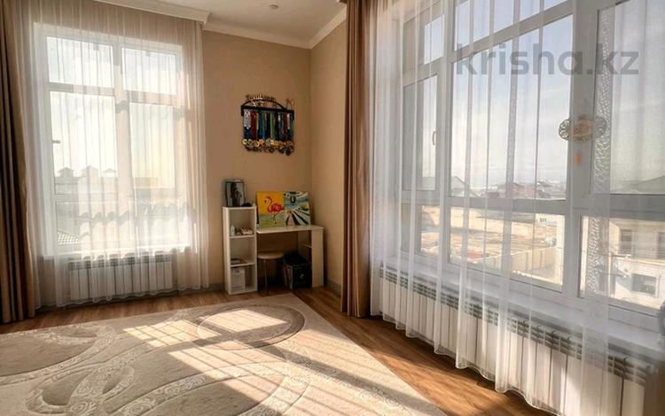 3-комнатная квартира · 164.6 м² · 3/3 этаж, ул.Достык 20 за 45 млн ₸ в Актау, мкр Приморский — фото 2