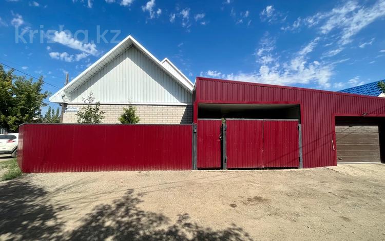 Отдельный дом · 5 комнат · 170 м² · 5 сот., Москва 2 за 35 млн 〒 в Актобе, мкр Москва — фото 37