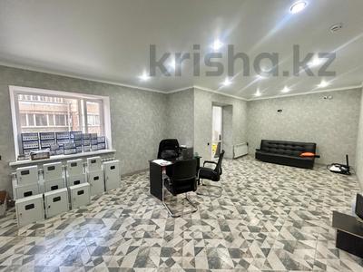 Свободное назначение, офисы, магазины и бутики, салоны красоты, медцентры и аптеки, образование · 44 м² за 18 млн ₸ в Караганде, Казыбек би р-н