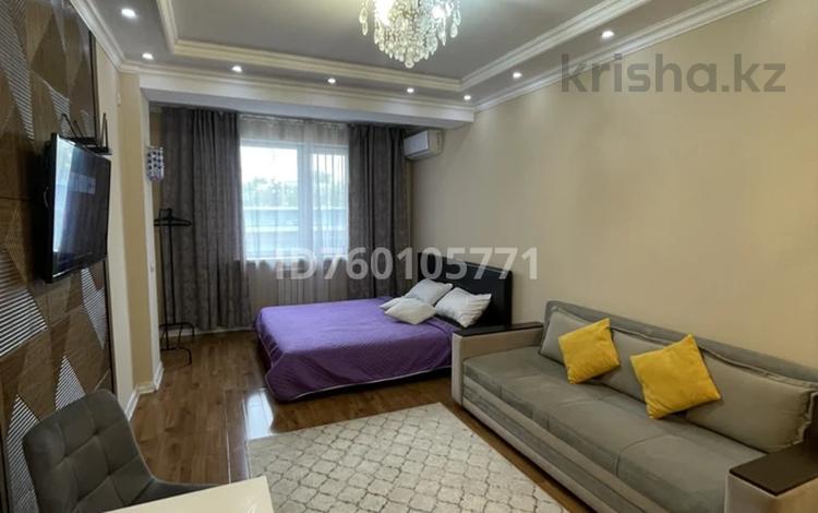 1-бөлмелі пәтер · 30 м² · 3/12 қабат, Шевченко 85, бағасы: 17 000 ₸ в Алматы, Алмалинский р-н — фото 24