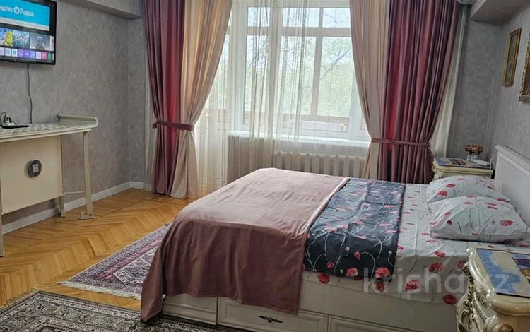 1-бөлмелі пәтер · 45 м² · 3/5 қабат, мкр №11, Алтынсарина 3 — Шаляпина, бағасы: 17 000 ₸ в Алматы, Ауэзовский р-н — фото 58