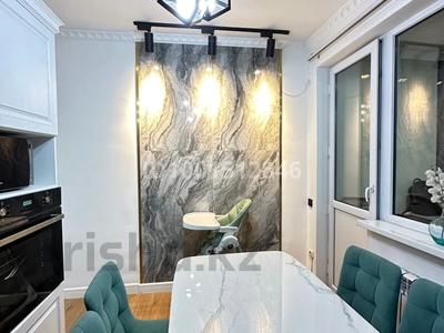 Продажа квартир в Алматы: 2-комнатная квартира · 70 м² · 9/9 этаж, мкр Нуркент, Алгабас-1 за 38 млн 〒 2-комнатная квартира · 70 м² · 9/9 этаж, мкр Нуркент, Алгабас-1 за 38 млн 〒 в Алматы, Алатауский р-н