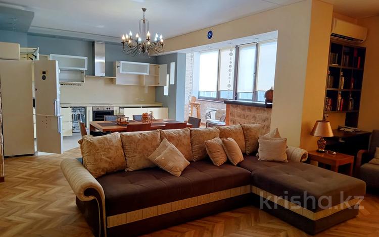 2-комнатная квартира, 90 м², 9/19 этаж, Калдаякова 11