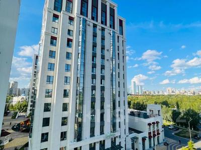 3-комнатная квартира, 90.6 м², 6/14 этаж, Туран за ~ 65.7 млн 〒 в Астане, Нура р-н