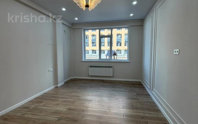 2-бөлмелі пәтер · 70 м² · 1/9 қабат, Нұрсая ш/а., Султан Бейбарыс 437, бағасы: 32.5 млн ₸ в Атырау, мкр Нурсая — фото 2