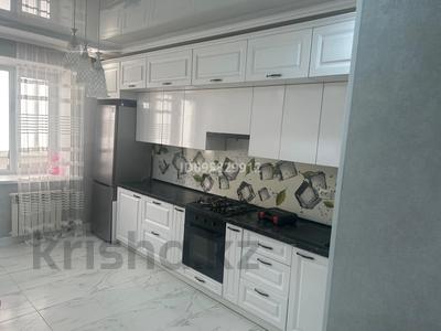 2-комнатная квартира · 70 м² · 5/6 этаж, Акотау 20 — Остановка 8 школа, мойка деповская за 200 000 ₸ в Уральске