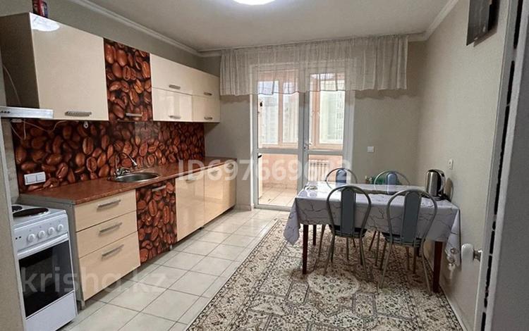 2-бөлмелі пәтер, 68 м², 5/9 қабат ай сайын, мкр Аккент, бағасы: 300 000 〒 в Алматы, Алатауский р-н — фото 2