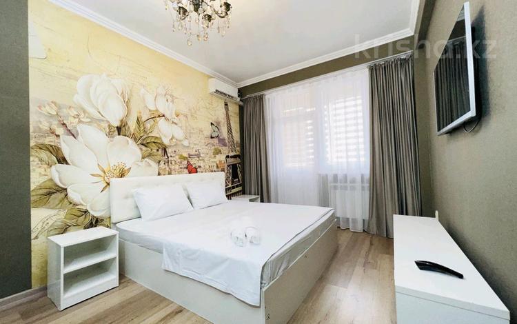 1-комнатная квартира · 40 м², Казыбек би 125/2 — Досмухамедова за 16 000 ₸ в Алматы, Алмалинский р-н — фото 2