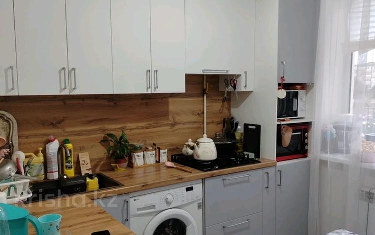 3-бөлмелі пәтер · 70 м² · 2/4 қабат, Нур Актобе, бағасы: 18.7 млн ₸ — фото 2