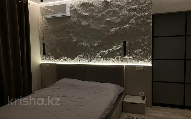 1-комнатная квартира · 50 м² · 10/12 этаж, Абая 130/3 за 3 000 ₸ в Алматы, Бостандыкский р-н — фото 2