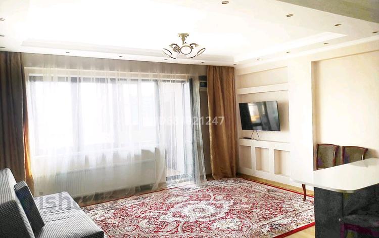 2-комнатная квартира · 64 м² · 8/22 этаж, Тлендиева — Метро Сайран за 380 000 ₸ в Алматы, Алмалинский р-н — фото 2