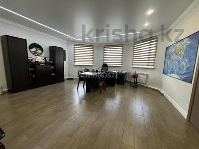 Свободное назначение, офисы, склады, салоны красоты, медцентры и аптеки, образование, развлечения, конференц-залы, кабинеты и рабочие места, студии · 180 м² за 750 000 〒 в Астане, Алматы р-н