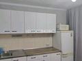 1-бөлмелі пәтер · 44 м² · 4/5 қабат, Мкр Ивушка 5 — Дом находится напротив городского РУВД, бағасы: 130 000 ₸ в Конаеве — фото 2
