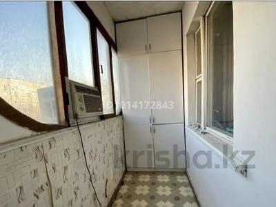 1-комнатная квартира · 33 м² · 5/5 этаж, мкр Аксай-3 2 — Момышулы Толеби за 180 000 ₸ в Алматы, Ауэзовский р-н