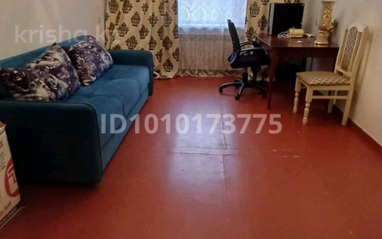 2-комнатная квартира · 42 м² · 1/5 этаж, мкр Акбулак 16 за 12 млн ₸ в Таразе — фото 2