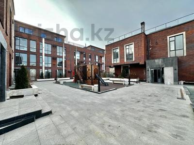 Отдельный дом · 12 комнат · 642 м² · 5 сот., Оспанова 87 за 485 млн ₸ в Алматы, Медеуский р-н