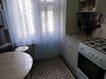 3-комнатная квартира · 48.5 м² · 1/5 этаж, ул. Победы 137 за 15.5 млн ₸ в Уральске, мкр Школьник — фото 14