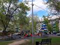3-комнатная квартира · 48.5 м² · 1/5 этаж, ул. Победы 137 за 15.5 млн ₸ в Уральске, мкр Школьник — фото 18