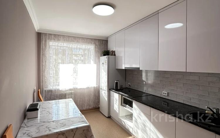2-бөлмелі пәтер · 61 м² · 6/9 қабат, Карагайлы 84, бағасы: 28 млн ₸ в Семее — фото 2