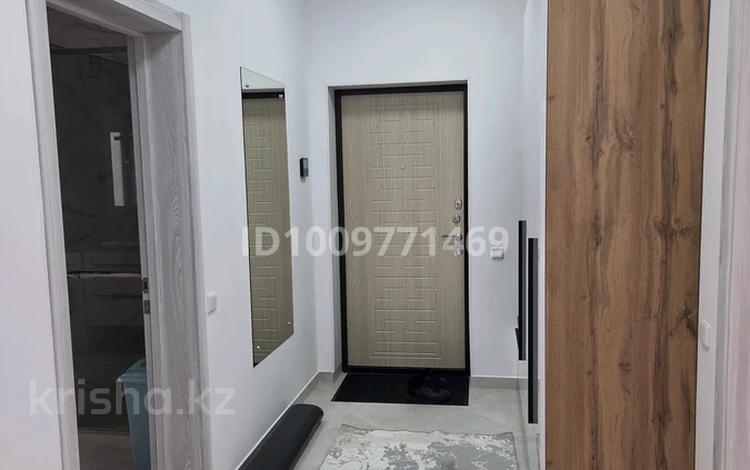 2-бөлмелі пәтер · 65 м² · 1/3 қабат, Х.Чурина 57/1 — Досмухамедова., бағасы: 520 000 ₸ в Уральске — фото 2