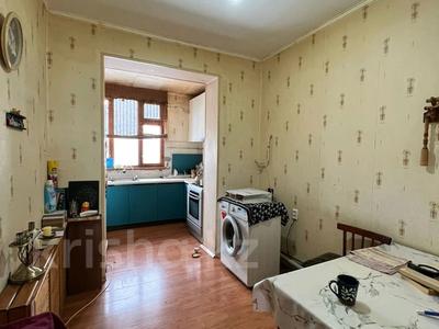 3-бөлмелі пәтер · 71.2 м² · 5/5 қабат, 12-й мкр 69, бағасы: 14 млн ₸ в Актау