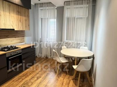1-бөлмелі пәтер · 41 м² · 3/5 қабат, мкр Самал, мкрн Самал 3 — Атырау, мкр. Самал, ул. Абиша Кекилбайулы, 60А, блок Г. Ориентир: район аэропорта, ЖК Samal Town, бағасы: 18.5 млн ₸