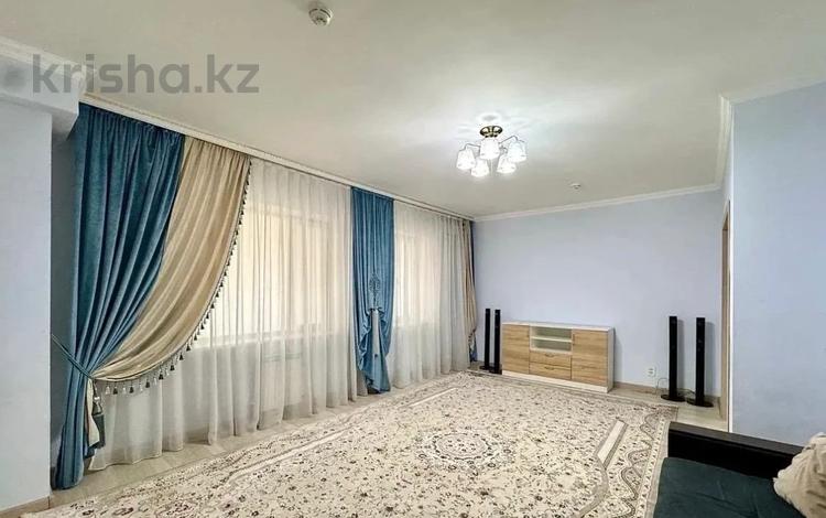 3-бөлмелі пәтер · 107 м² · 2/10 қабат, Абая 63 — Горячая цена, бағасы: 45 млн ₸ в Астане — фото 35