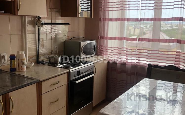 3-комнатная квартира · 65 м², шакарима 1 за 28 млн ₸ в Семее — фото 2