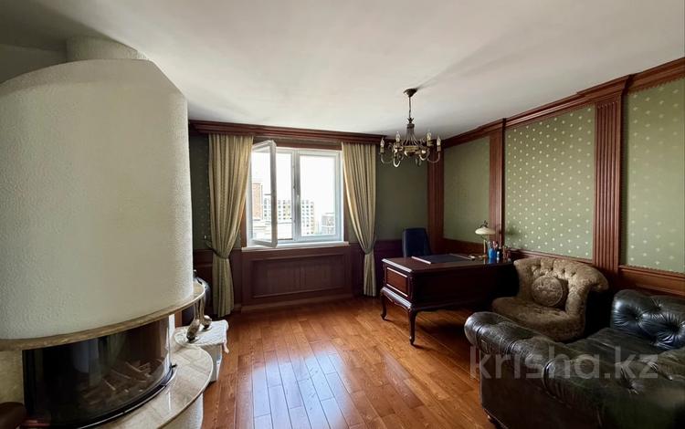 4-бөлмелі пәтер · 204 м² · 13/14 қабат, Хусаинова 225, бағасы: 125 млн ₸ в Алматы, Бостандыкский р-н — фото 2