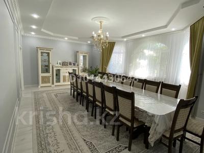 Жеке үй · 8 бөлме · 209 м² · 8 жүзд., Арай-2 ш/а., Массив арай.ул.Шота руставели 12 — 63 мектепке жақын, бағасы: 70 млн ₸ в Таразе, мкр Арай-2