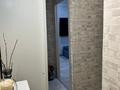 3-комнатная квартира · 46.4 м² · 2/5 этаж, Майкудук, 16й микрорайон за 15 млн ₸ в Караганде, Алихана Бокейханова р-н — фото 8