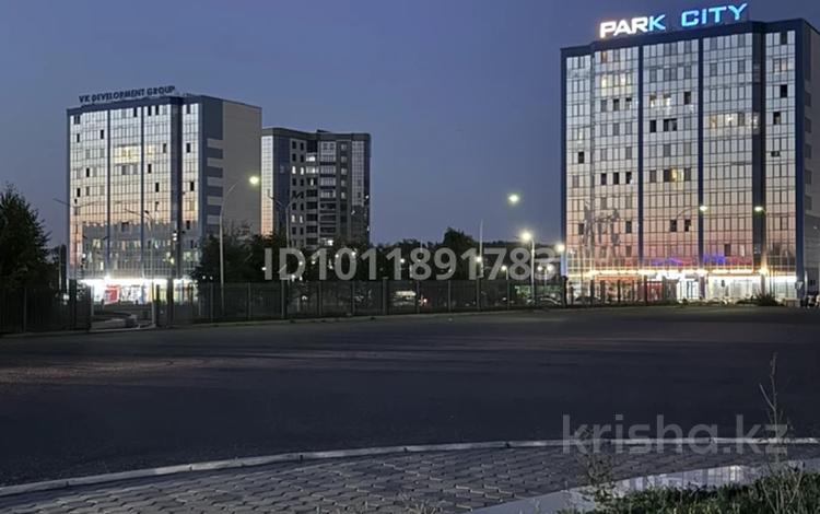 1-комнатная квартира · 45 м² · 7/10 этаж, Просп. Каныша Сатпаева 57/2 за 16 000 ₸ в Усть-Каменогорске, Ульбинский — фото 2