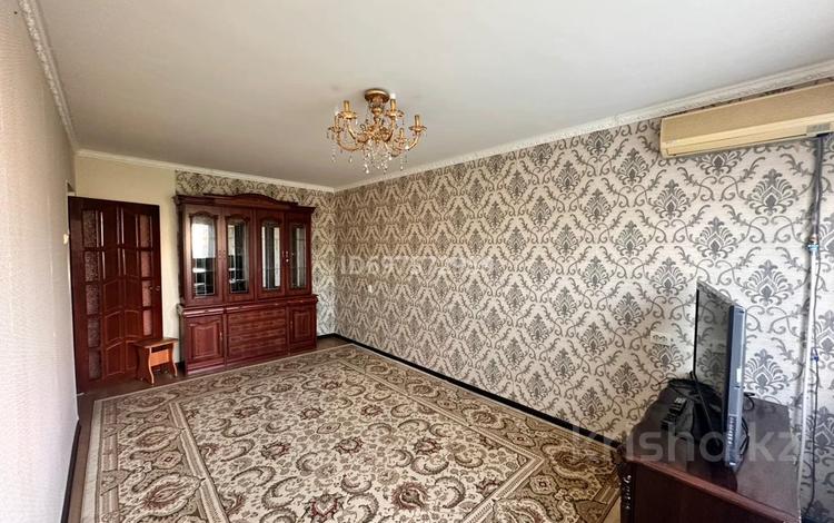 3-комнатная квартира · 62 м² · 5/5 этаж, мкр 5, Есет батыра 105/2 за 200 000 〒 в Актобе — фото 5