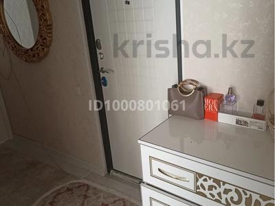Продажа квартир в Алматы: 2-комнатная квартира · 52 м² · 5/5 этаж, мкр Аксай-4 72 за 38 млн 〒 2-комнатная квартира · 52 м² · 5/5 этаж, мкр Аксай-4 72 за 38 млн 〒 в Алматы, Ауэзовский р-н