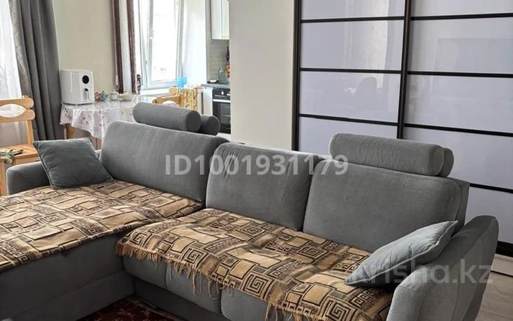 2-бөлмелі пәтер · 43 м² · 4/5 қабат, Здание прокуратуры-тохтарова 15, бағасы: ~ 12.9 млн ₸ в Риддере — фото 2