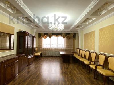 4-комнатная квартира · 164 м² · 3/10 этаж, Пр. Кошкарбаева за 85 млн ₸ в Астане, Сарайшык р-н