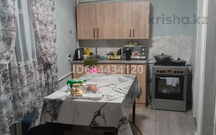 Жеке үй · 5 бөлме · 70 м² · 6 жүзд., Ул.Зазулина 6/2 — Панфилова Ул, бағасы: 15 млн ₸ в Байдибек би — фото 2