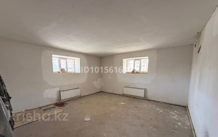 Свободное назначение, офисы, склады, салоны красоты, образование · 43.4 м² за 8.5 млн ₸ в Астане, Сарайшык р-н — фото 3