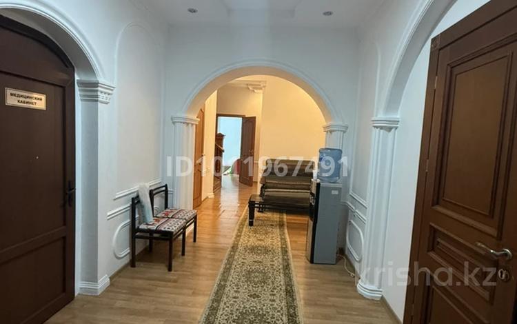 Еркін, кеңселер, білім орталықтары · 250 м², бағасы: 730 000 ₸ в Алматы, Медеуский р-н — фото 2