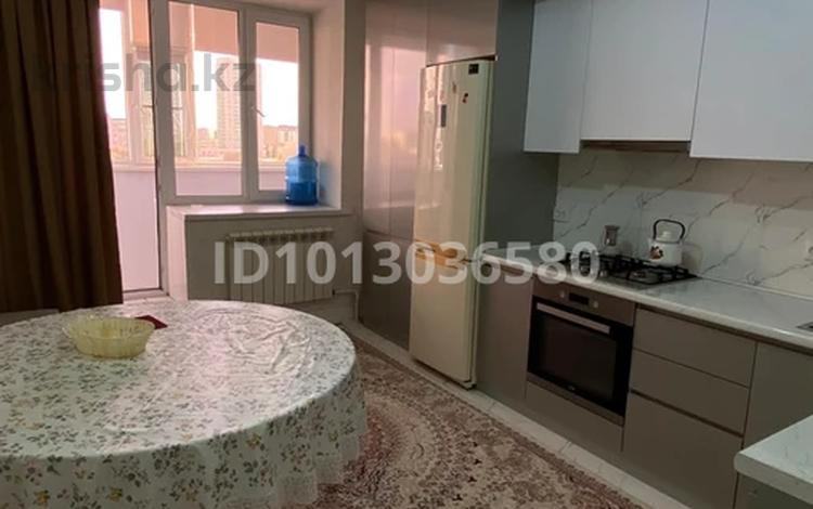 3-бөлмелі пәтер · 90 м² · 7/10 қабат, мкр 11, Мкр 11 Шайкенова 13а, бағасы: 39 млн ₸ в Актобе — фото 2
